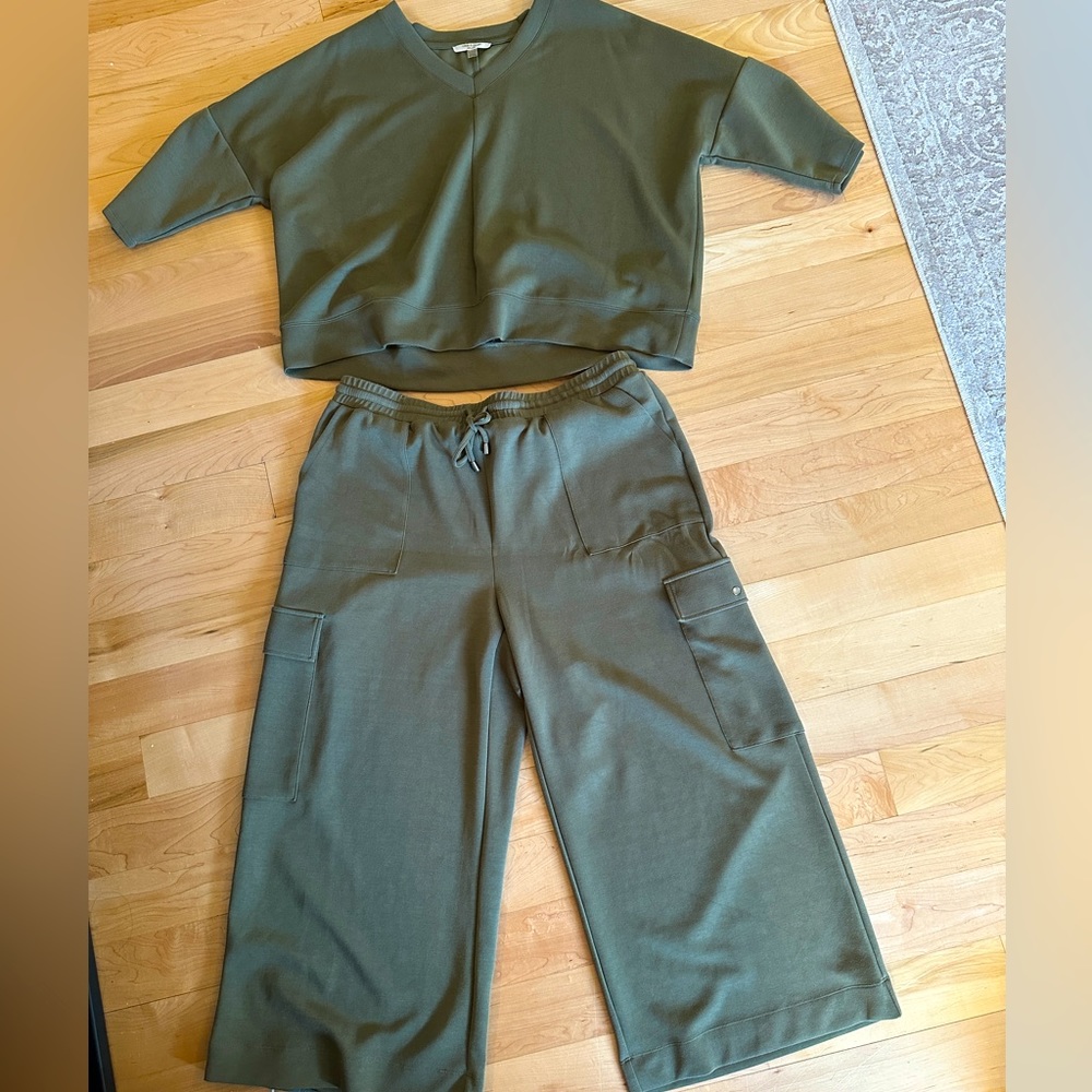 Lounge set - travel set so flippin’ soft and cute